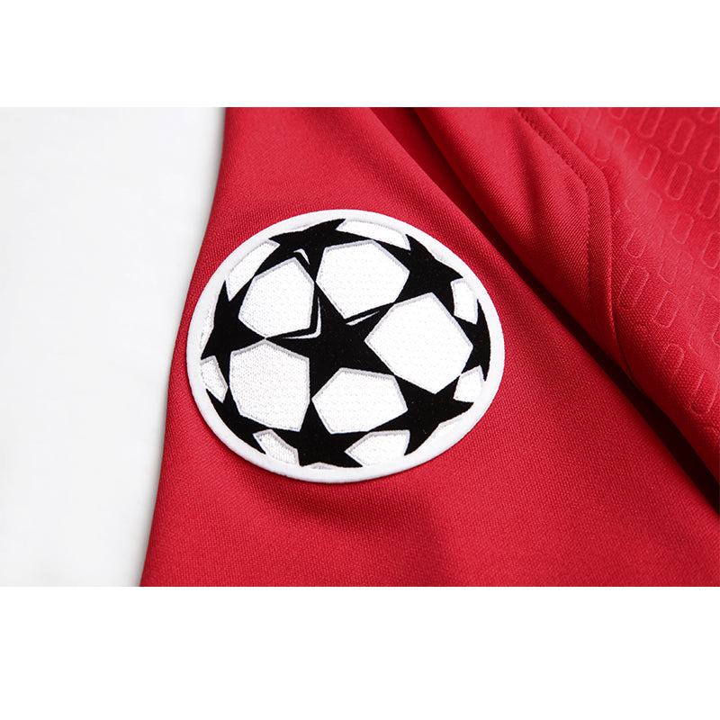 Liverpool / 2005 / Home