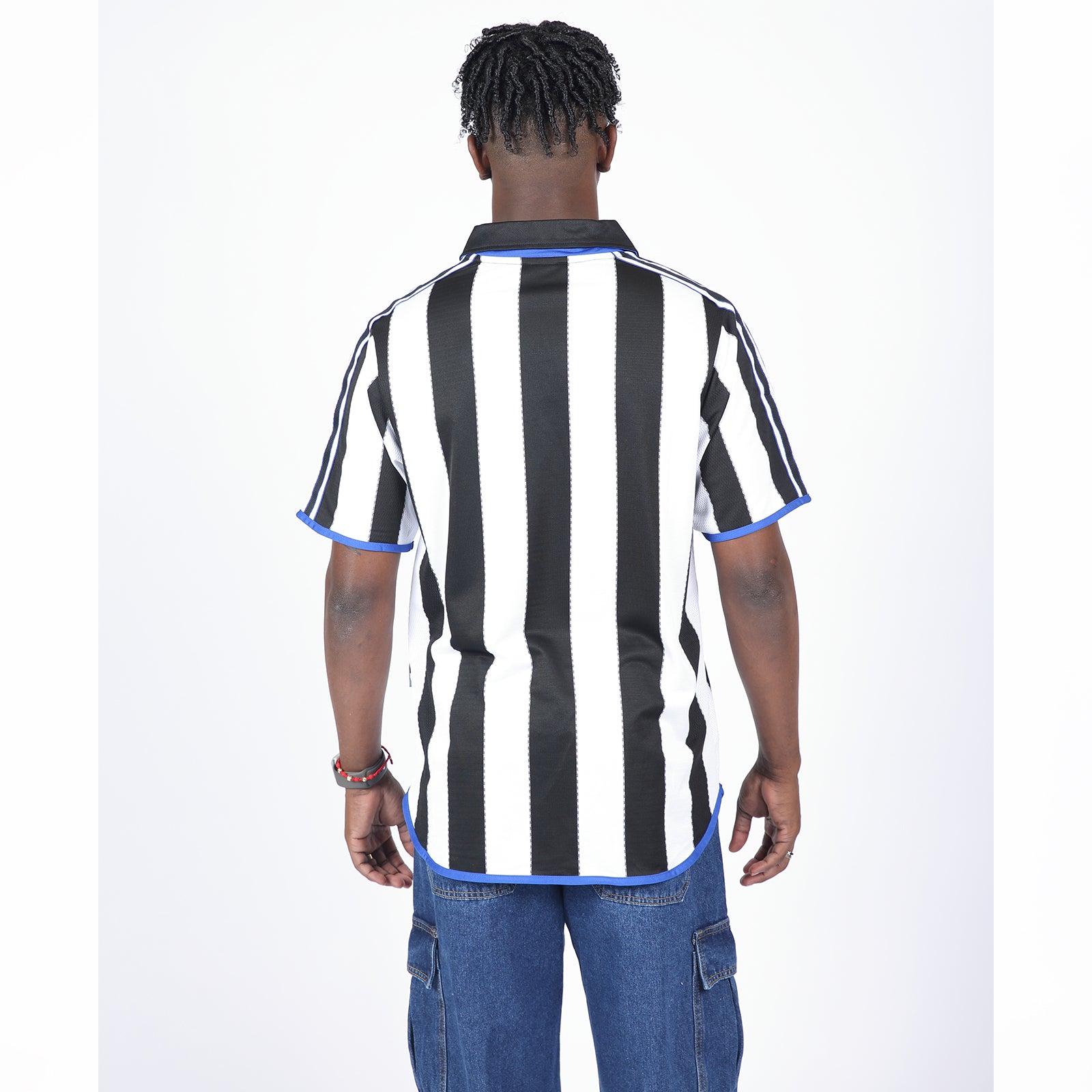 Newcastle / 2000-2001 / Home