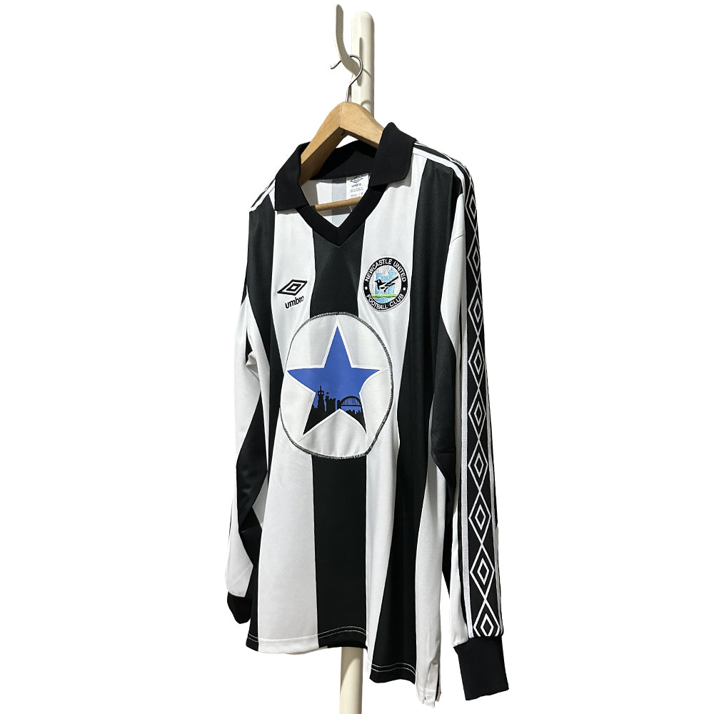 Newcastle / 1980-1982 / Home (LS)