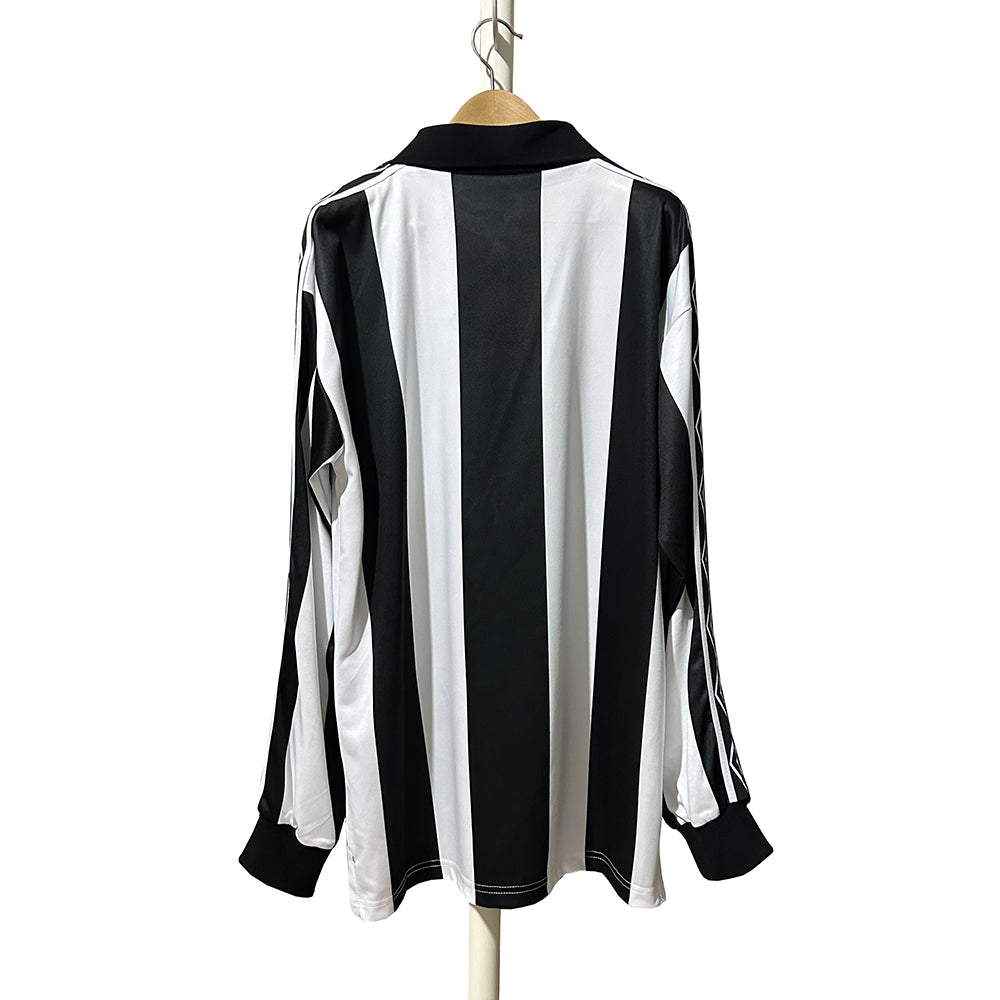 Newcastle / 1980-1982 / Home (LS)